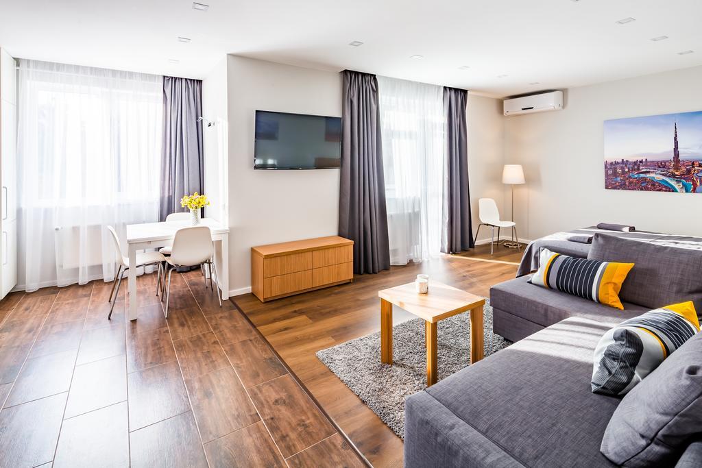 Apartments On The Square Of Prince Svyatoslav Lviv Luaran gambar